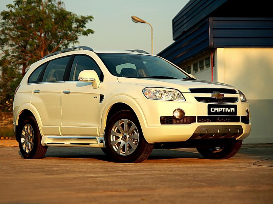  Chevrolet Captiva Centennial White Edition 2008 года  (фото 2 из 2)